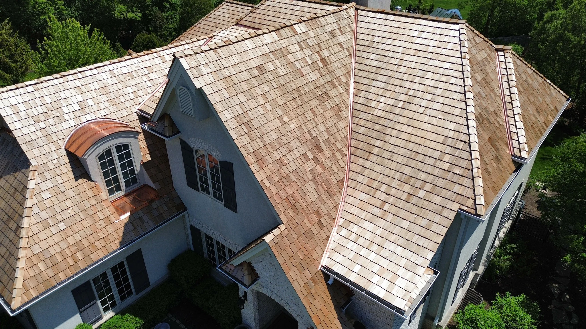 aerial view of cedar shake roof installation in highland park il