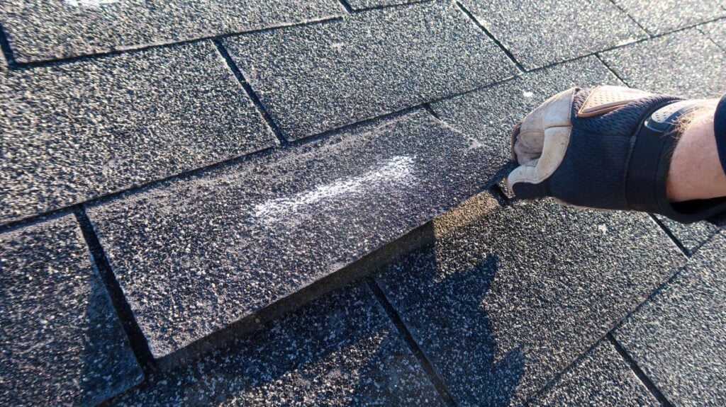 inspection of asphalt shingle